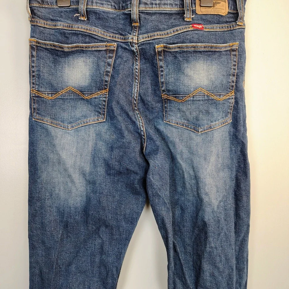 Wrangler Regular Taper Jeans Mens 34x32 Medium Wash Stretch Denim cowboy‎